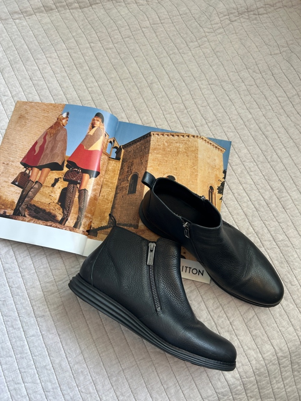 Cole Haan grand OS black pebbled, leather walking bootie ankle shoes 9 women’s